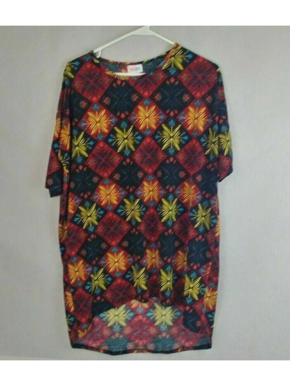 LuLaRoe Short Sleeve Shirt Floral Diamond Design Size XS